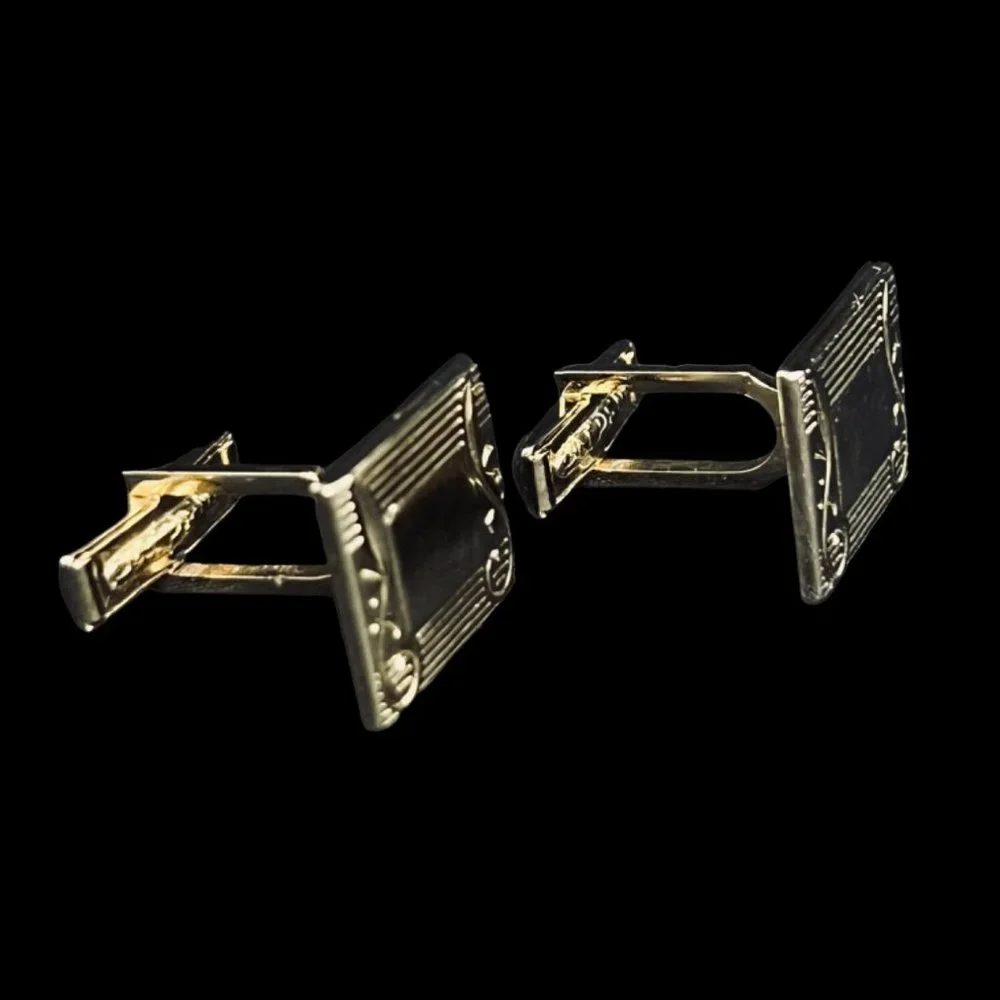 Vintage 2 Pair Of Gold Tone Cufflinks (4896)